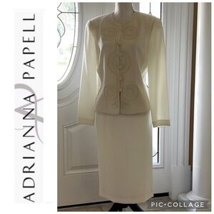 ADRIENNA PAPELL Elegant Suit Ivory Absolutely Beautiful Size 8